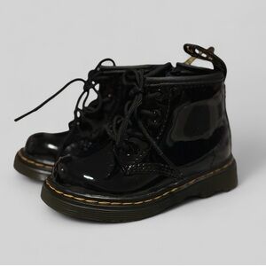 DR. MARTENS- BOOTS